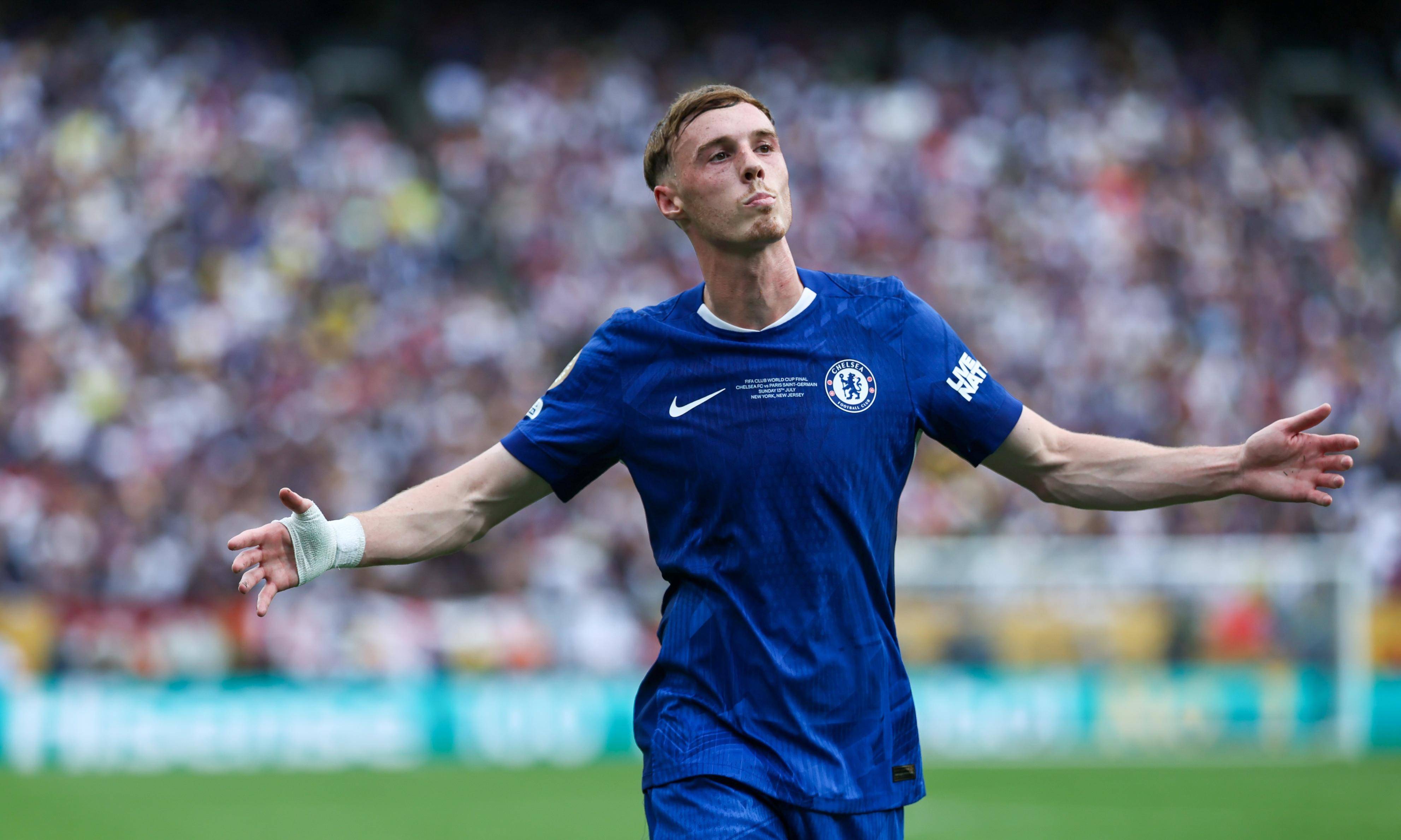 马赛横扫切尔西，马尔基尼奥斯绝境逆转