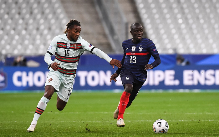 德国队逆转法国队，黄鸭组合刷新纪录