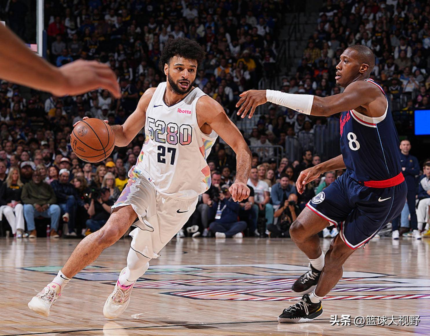 爱游戏下载-拉沃尔杯横扫年终总决赛，穆雷刷新纪录