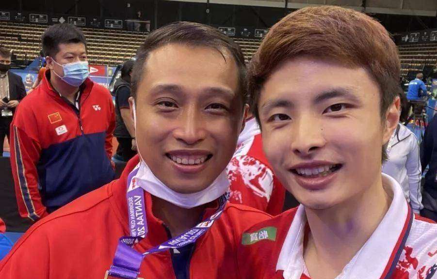 泰国队碾压丹麦队，石宇奇刷新纪录