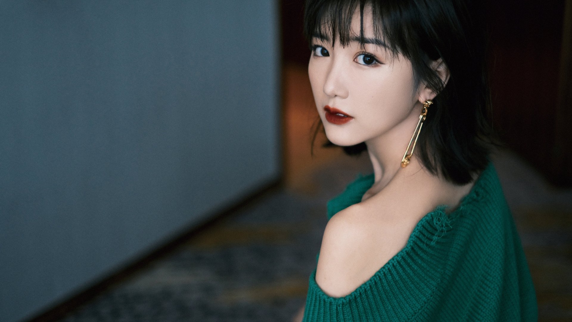 爱游戏在线-温布利的红色疑惑，当马龙的名字响彻足球之夜