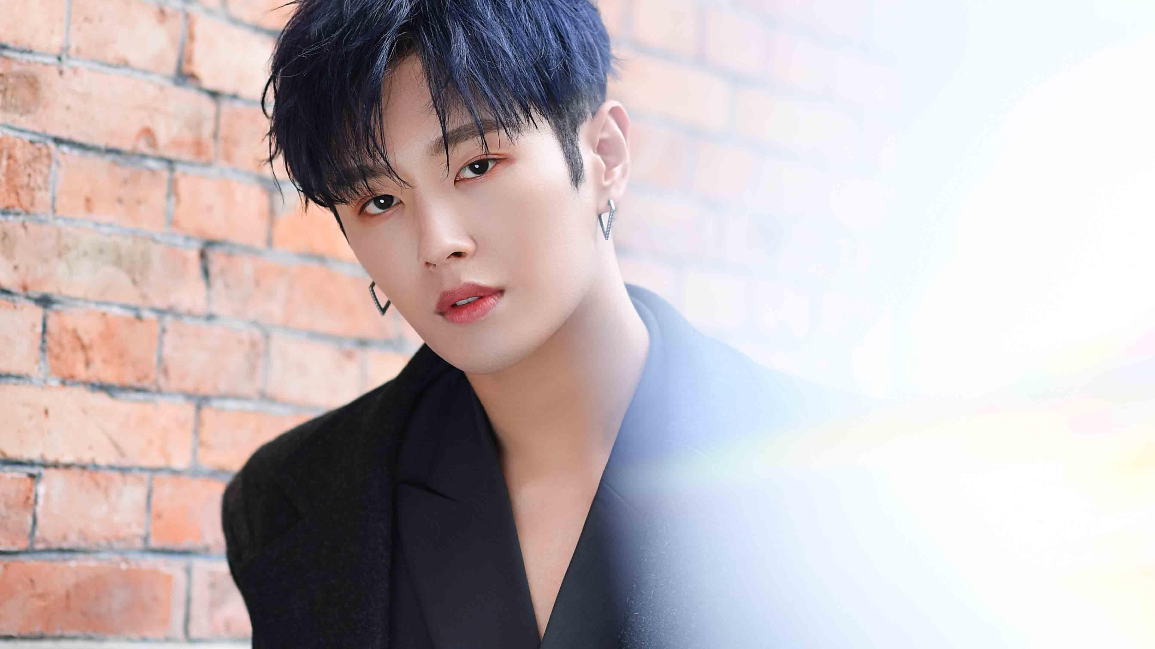 爱游戏体育-绝境中的英雄归来，欧文扛起全队，绿衫军逆转湖人封神