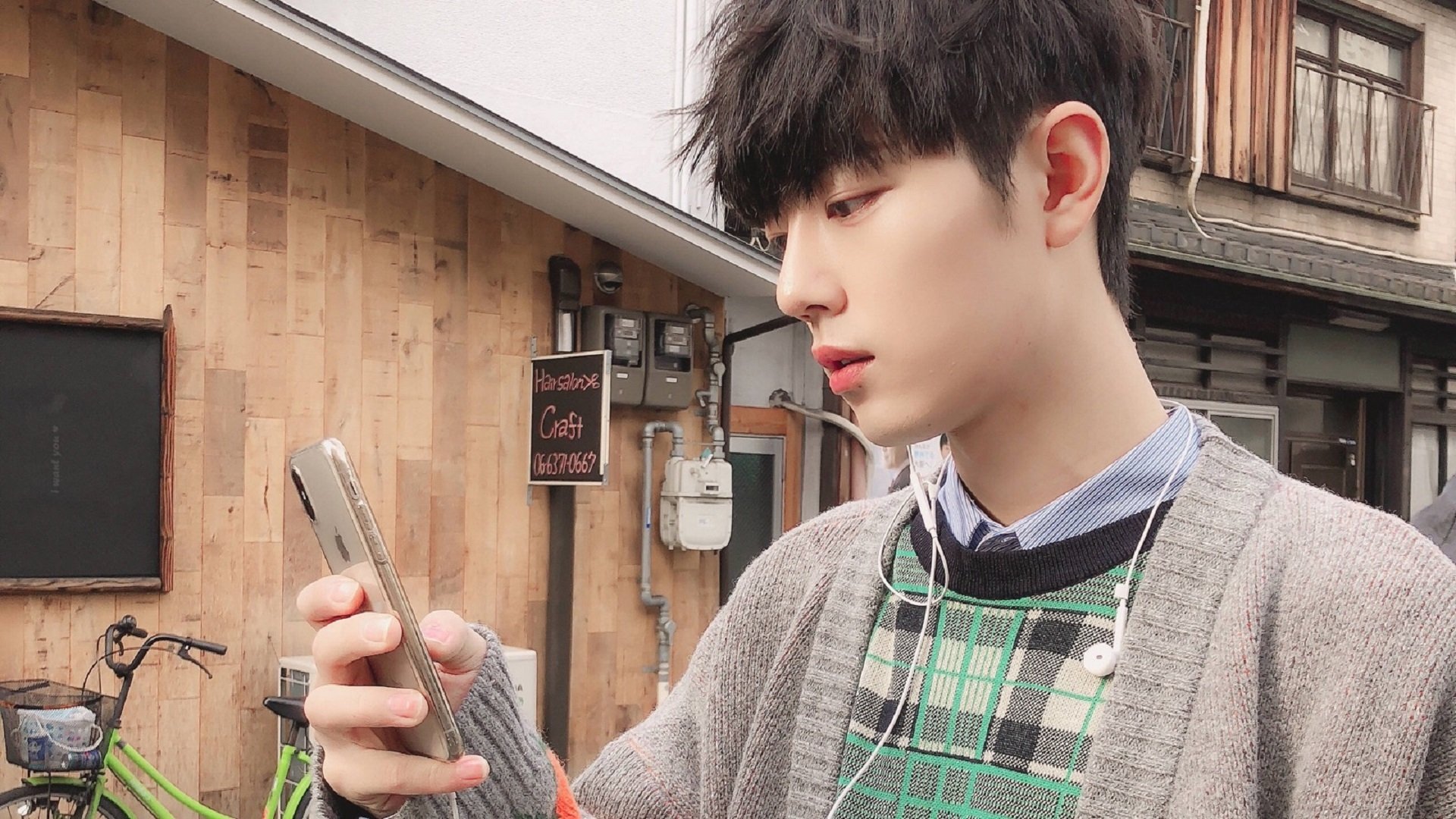 跨界传奇，格纳布里从荷兰鏖战突尼斯的足球场到NBA总决赛的篮球巅峰