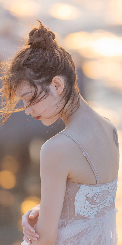 跨界传奇，格纳布里从荷兰鏖战突尼斯的足球场到NBA总决赛的篮球巅峰