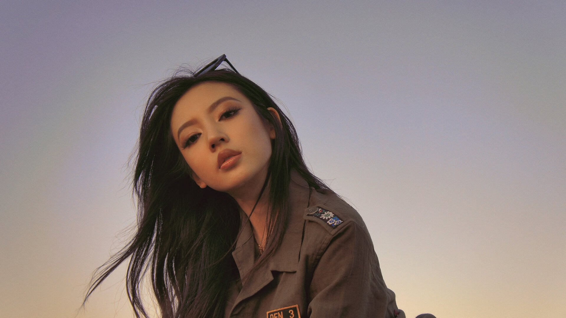 爱游戏娱乐-铁血热火碾碎篮网，锡安一球定江山