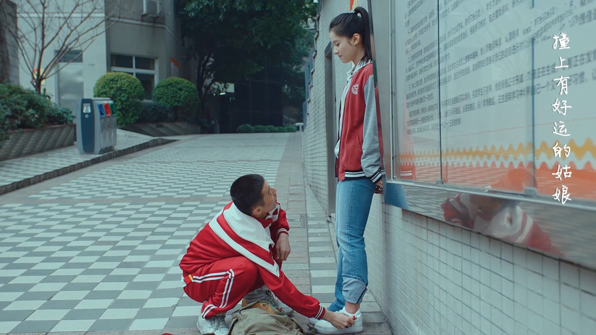 爱游戏入口-绝境逢生与战术博弈，东决关键战广东队险胜篮网的背后